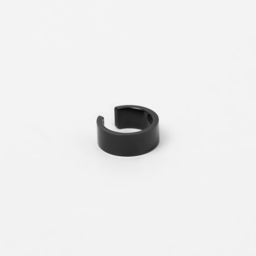 BASIC EARCUFF NEGRO